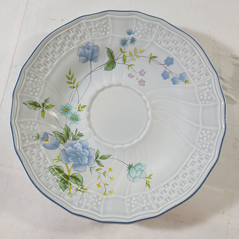 Mikasa Plate  -- ITEM #451